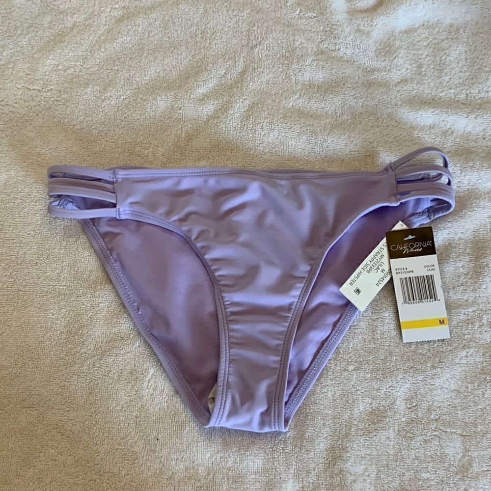 California waves lilac strappy side hipster bikini bottoms Size M NWT